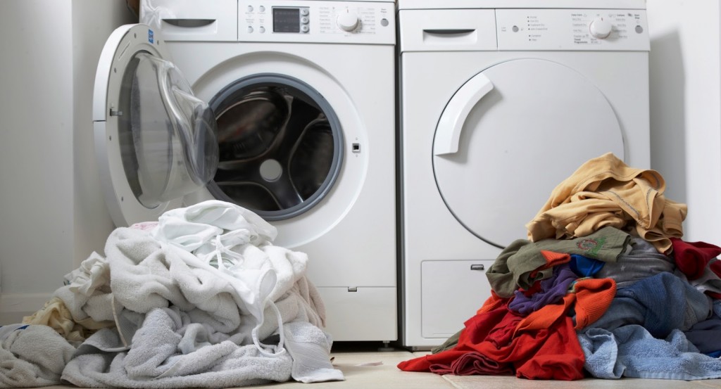 Giặt sấy đồng phục số lượng lớn – tại sao nên chọn dịch vụ chuyên nghiệp?